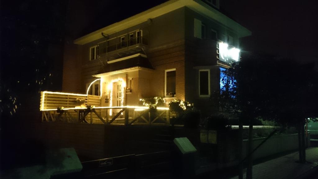 Hotel Logies Het Maantje De Panne Exterior foto